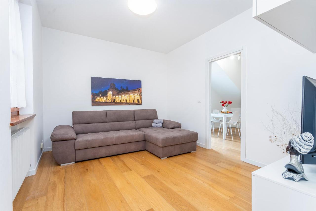 Ricasoli Garden Modern Apartments Udine Exterior photo